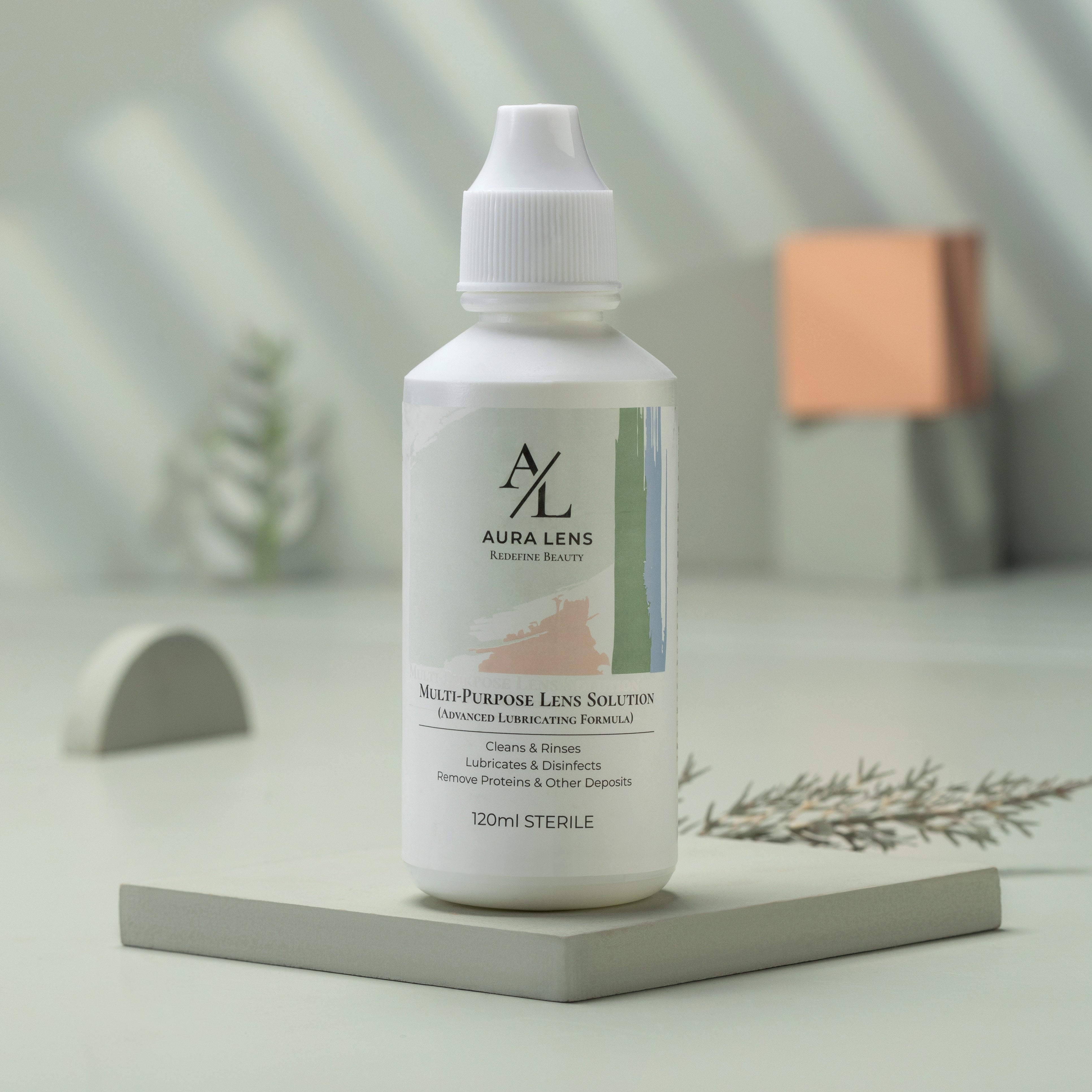 Aura Lens Solution bottle with open cap and included lens case – complete hygiene kit for contact lens users